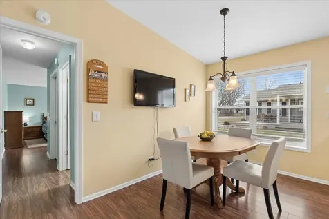 1810 Paddock Court Grayslake IL 60030
