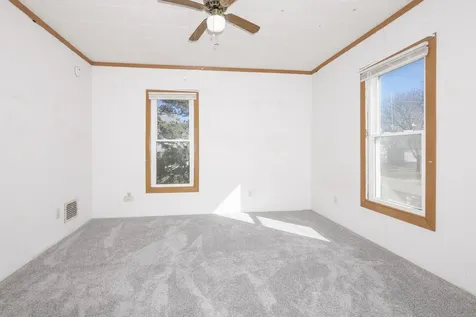 26 Lafayette Street Saunemin IL 61769