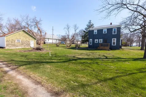 26 Lafayette Street Saunemin IL 61769