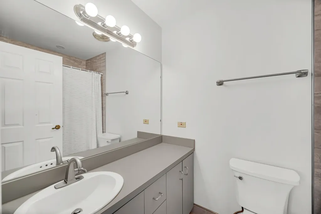 4731 Saint Joseph Creek Road Lisle IL 60532