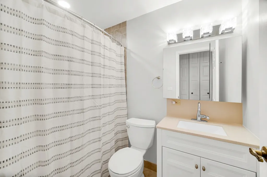 4731 Saint Joseph Creek Road Lisle IL 60532