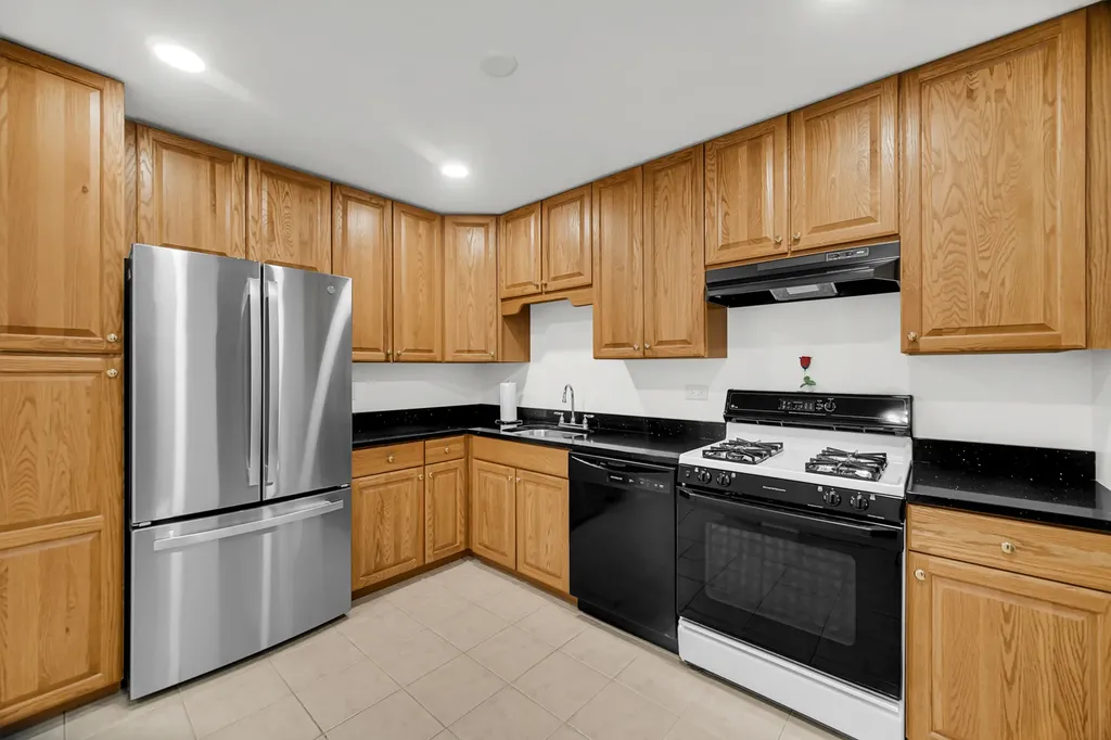 4731 Saint Joseph Creek Road Lisle IL 60532