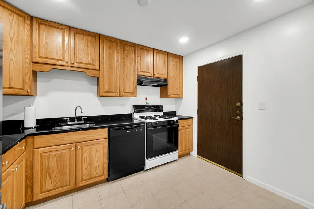 4731 Saint Joseph Creek Road Lisle IL 60532