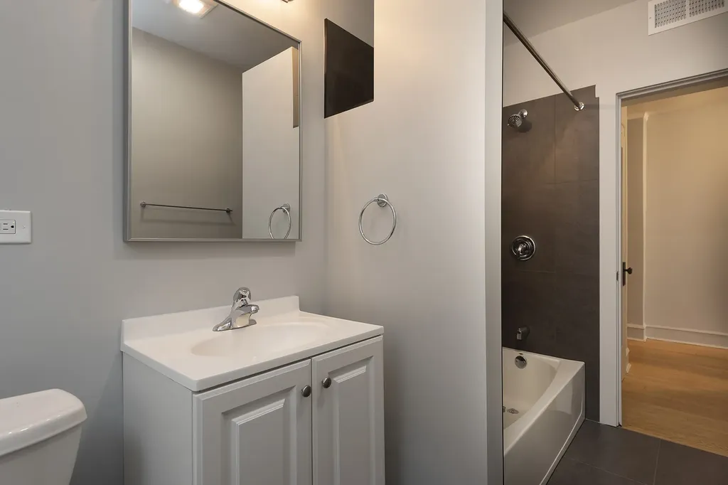 630 North Lorel Avenue Chicago IL 60644