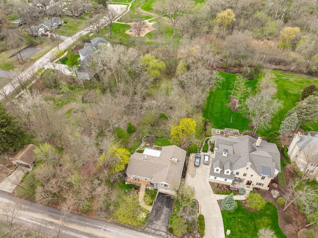 4624 Lee Avenue Downers Grove IL 60515