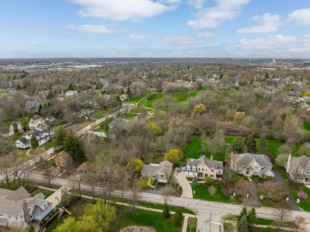 4624 Lee Avenue Downers Grove IL 60515
