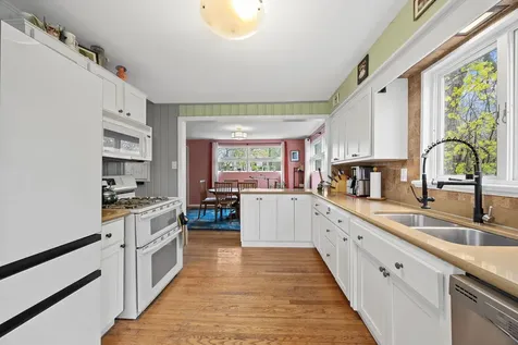 4624 Lee Avenue Downers Grove IL 60515