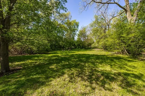 4624 Lee Avenue Downers Grove IL 60515