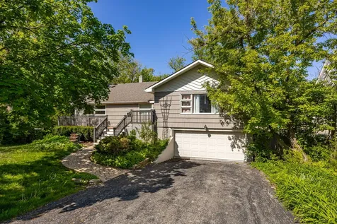 4624 Lee Avenue Downers Grove IL 60515