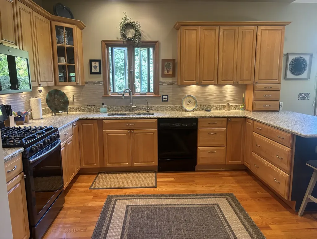 2S590 Seraph Holmes Court Warrenville IL 60555