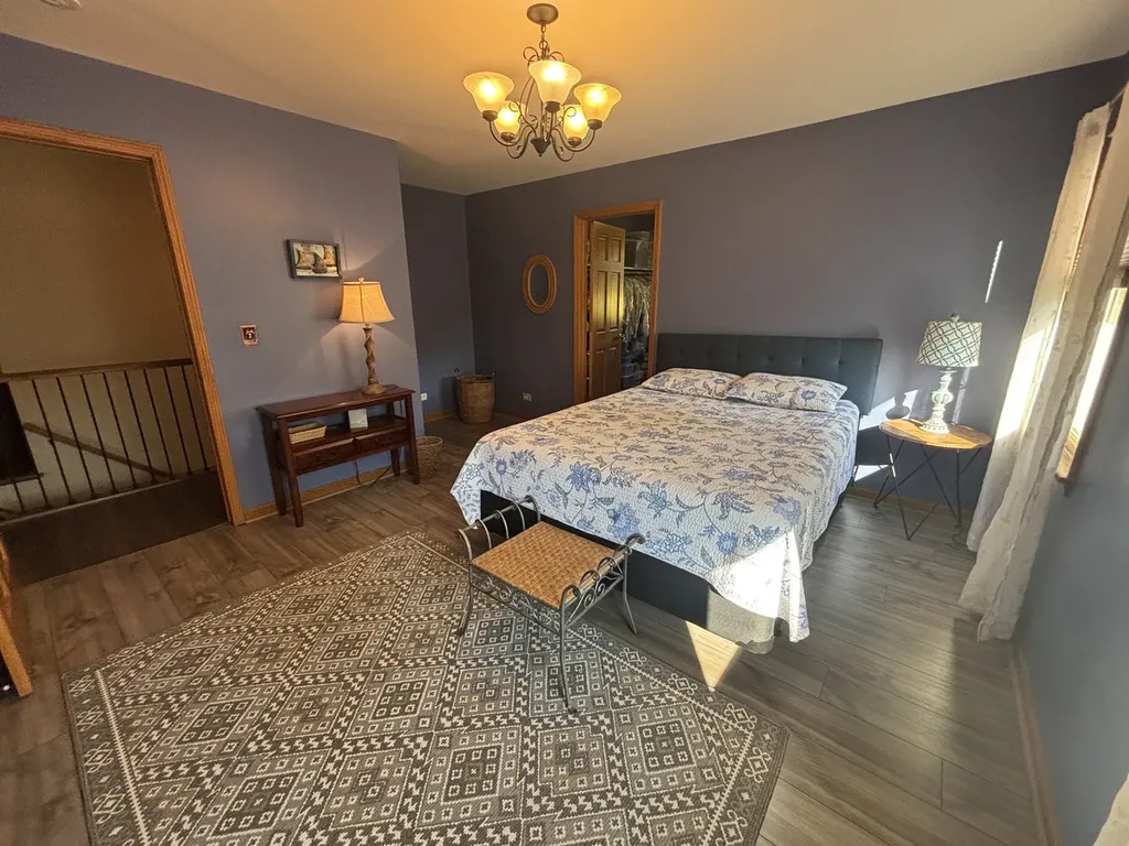 2S590 Seraph Holmes Court Warrenville IL 60555
