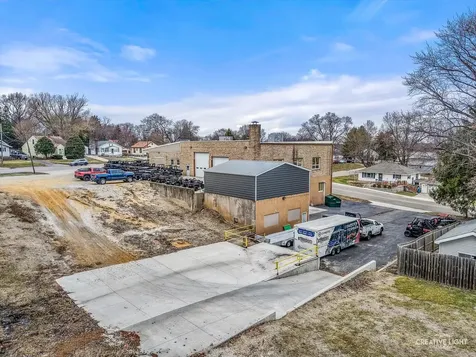 1204 South Galena Avenue Dixon IL 61021