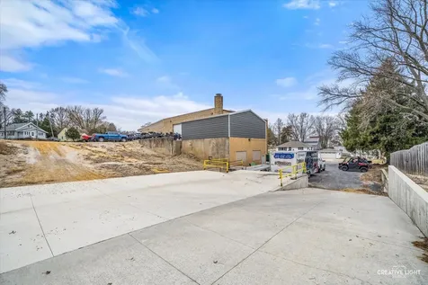 1204 South Galena Avenue Dixon IL 61021