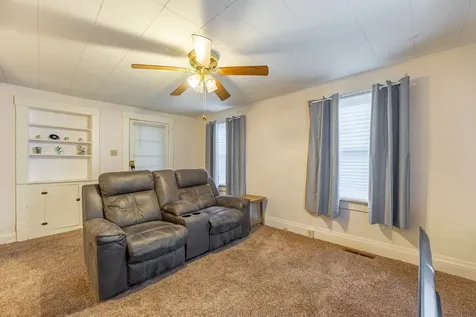 515 North 6th Street Rochelle IL 61068