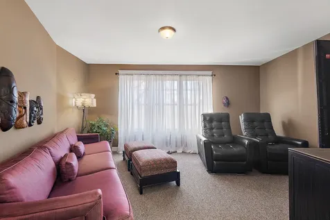 1605 187TH Street Homewood IL 60430