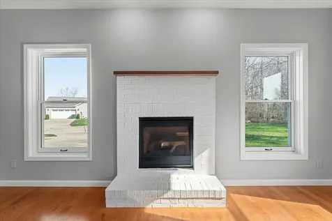 1808 Blue Bird Drive Mahomet IL 61853