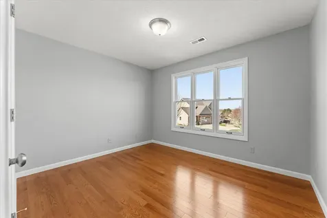 1808 Blue Bird Drive Mahomet IL 61853