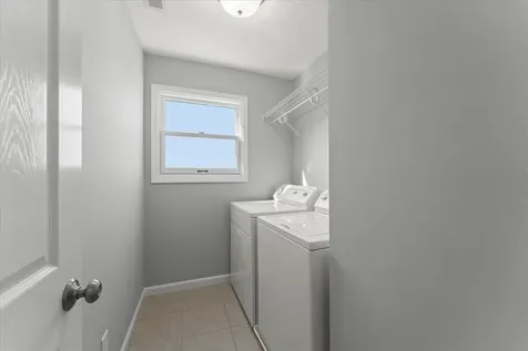 1808 Blue Bird Drive Mahomet IL 61853
