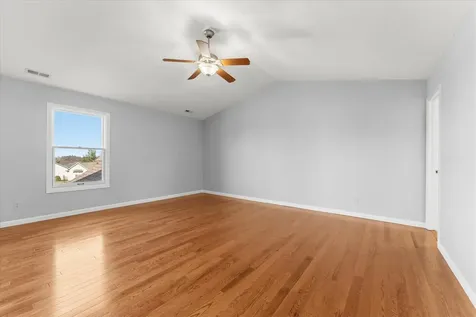 1808 Blue Bird Drive Mahomet IL 61853