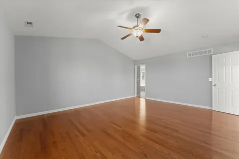 1808 Blue Bird Drive Mahomet IL 61853