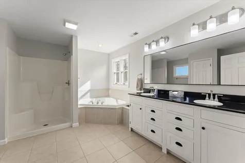 1808 Blue Bird Drive Mahomet IL 61853