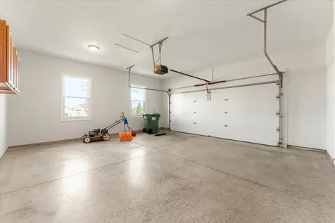 1808 Blue Bird Drive Mahomet IL 61853