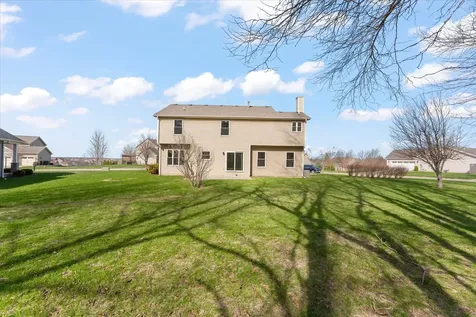 1808 Blue Bird Drive Mahomet IL 61853