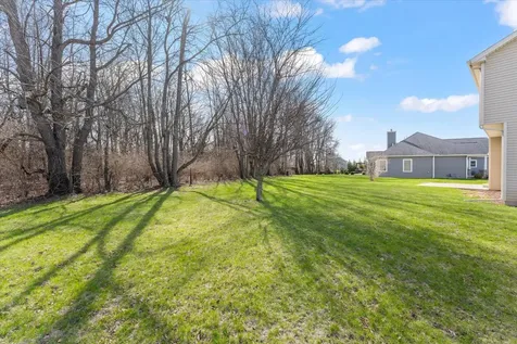 1808 Blue Bird Drive Mahomet IL 61853