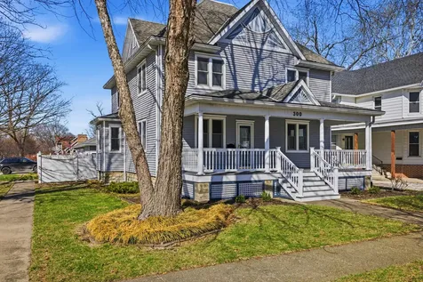 300 East Maple Street Fairbury IL 61739