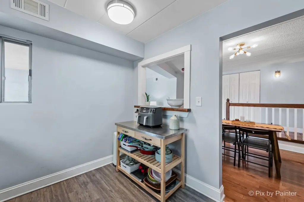 61 West Pier Drive Westmont IL 60559