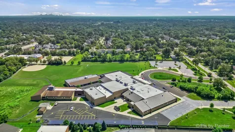 61 West Pier Drive Westmont IL 60559