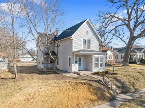 2413 11TH Avenue A Moline IL 61265