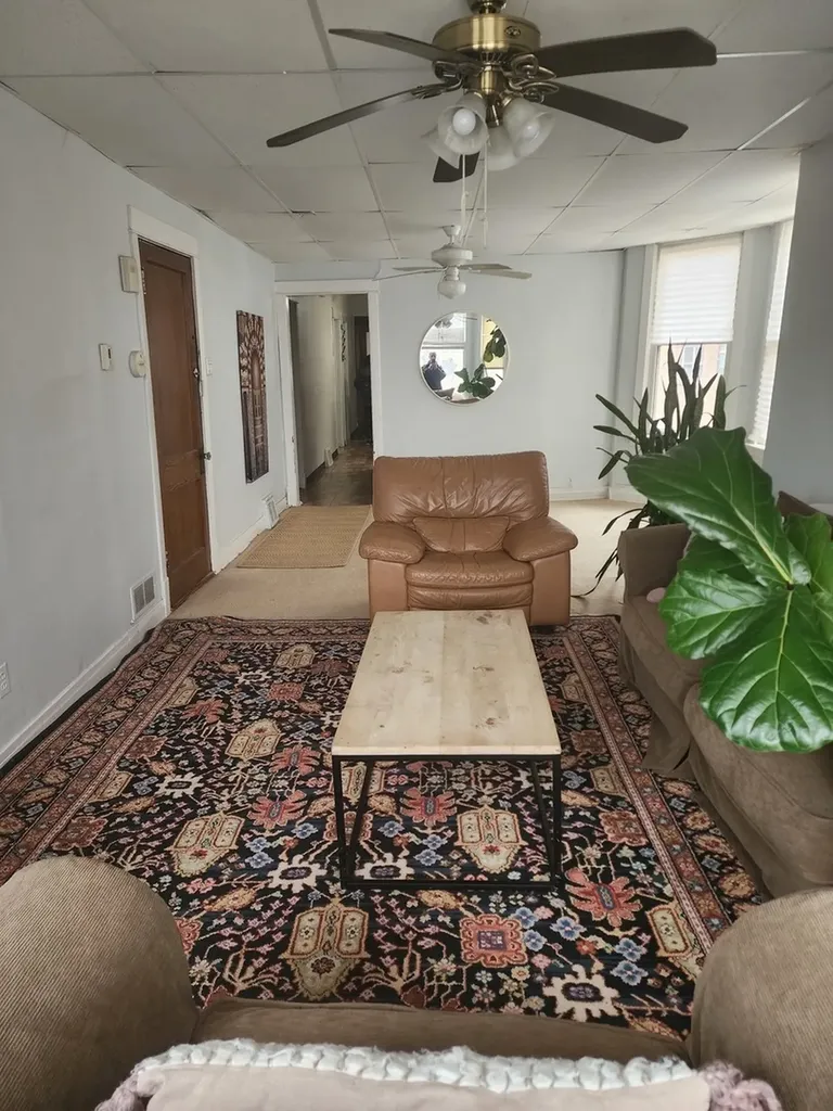 4345 North Kedvale Street Chicago IL 60618