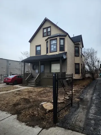 4345 North Kedvale Street Chicago IL 60618