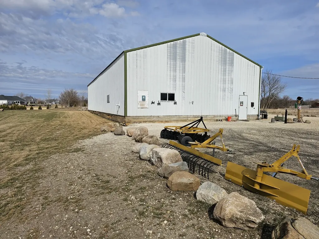 15618 Harmony Road Huntley IL 60142