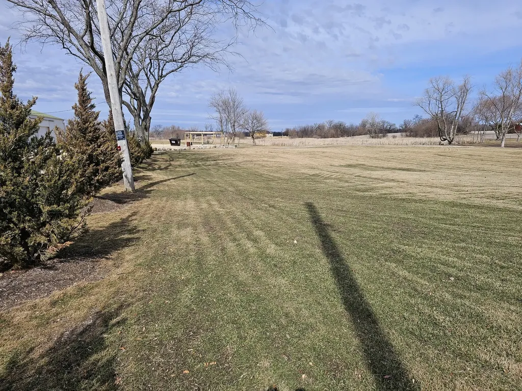 15618 Harmony Road Huntley IL 60142