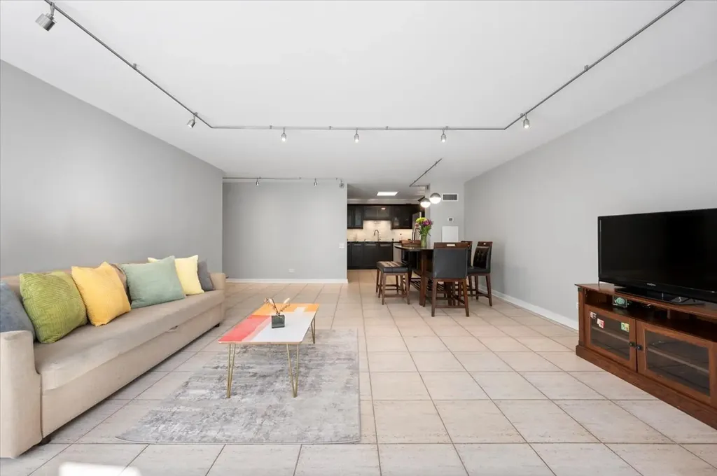 110 East Delaware Place Chicago IL 60611