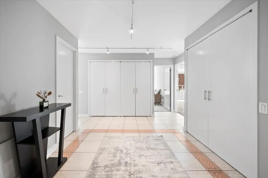 110 East Delaware Place Chicago IL 60611