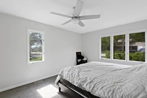 7 Woodhead Drive Lake Villa IL 60046