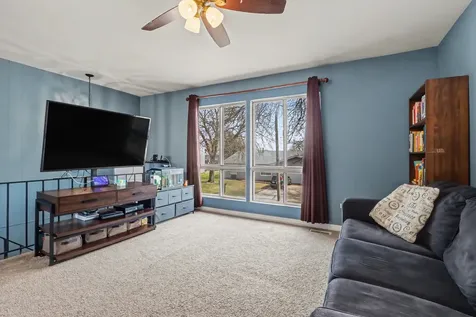 945 Surrey Court Joliet IL 60431