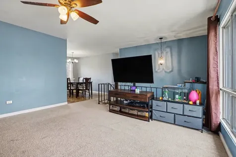 945 Surrey Court Joliet IL 60431