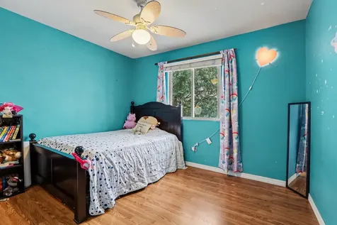 945 Surrey Court Joliet IL 60431
