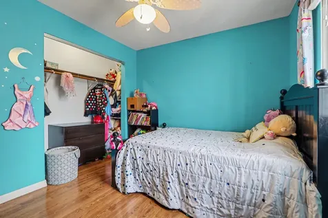 945 Surrey Court Joliet IL 60431