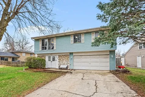 945 Surrey Court Joliet IL 60431