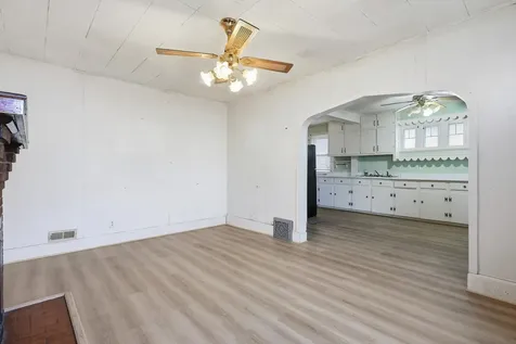 2748 12TH Avenue Moline IL 61265