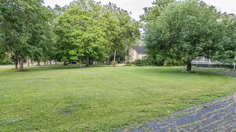 612 East Peru Street Princeton IL 61356