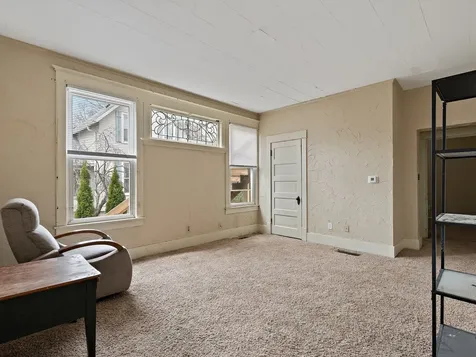 1546 12TH Avenue Moline IL 61265