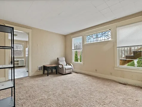 1546 12TH Avenue Moline IL 61265