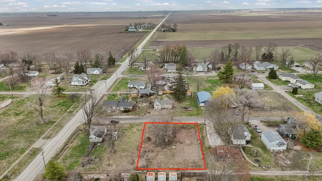 107 Sheridan Street Longview IL 61852