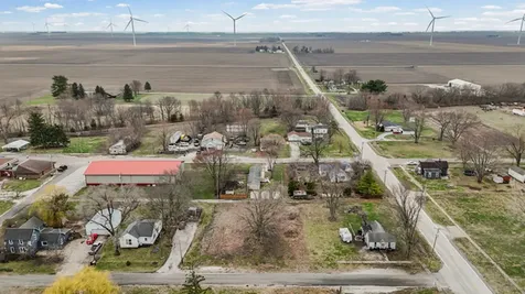 107 Sheridan Street Longview IL 61852